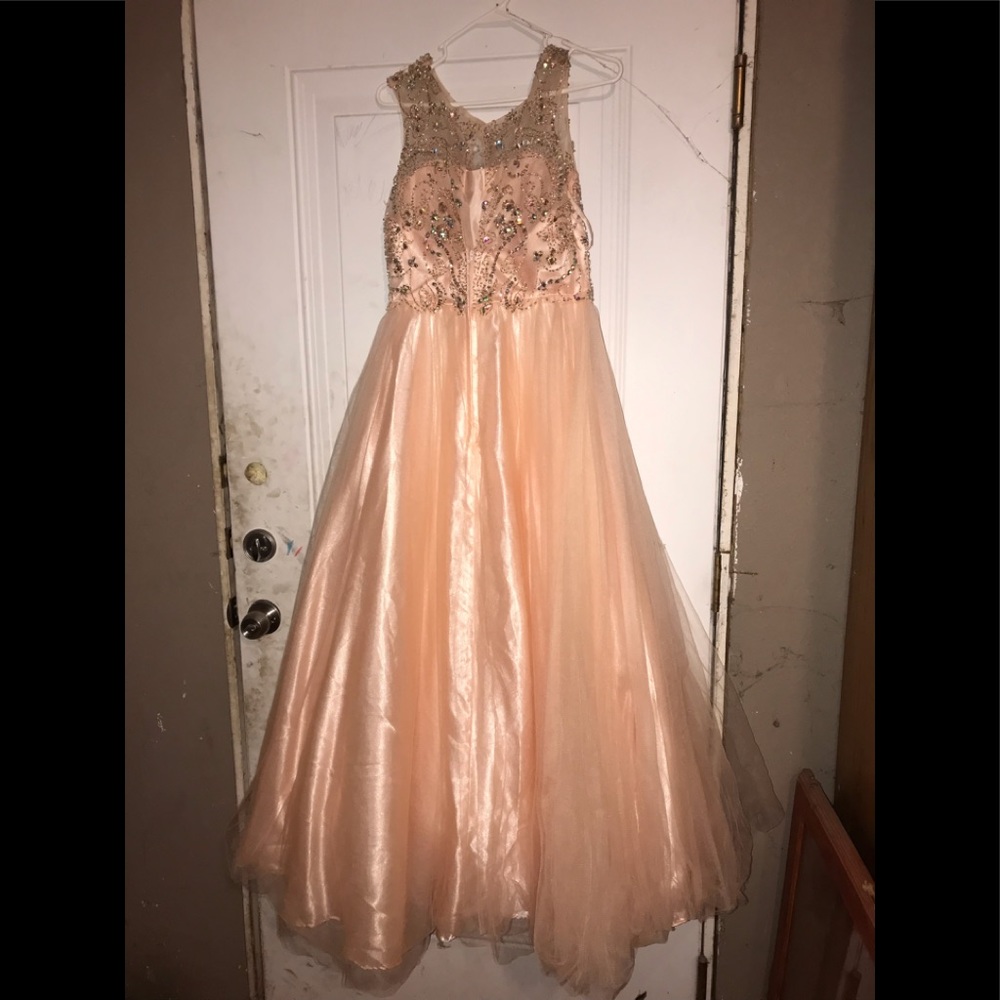 200 - Picture 3 of 3